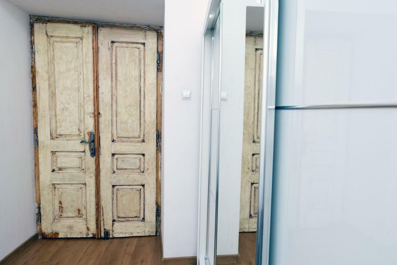 Apartment - Old Town - Cyrulicza ลูบลิน ภายนอก รูปภาพ