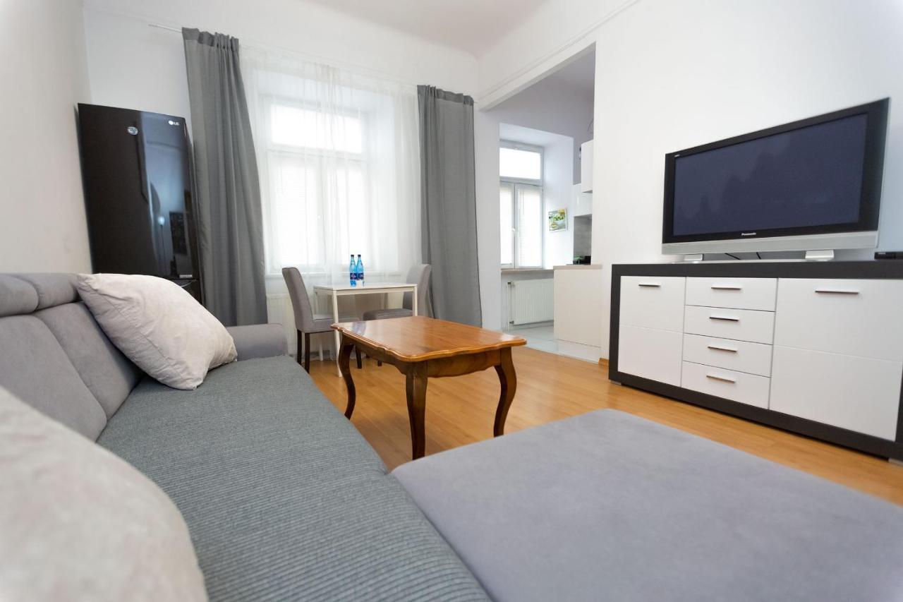 Apartment - Old Town - Cyrulicza ลูบลิน ภายนอก รูปภาพ